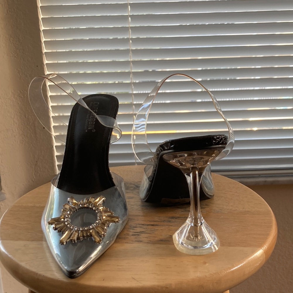 Cape Robbin clear heels